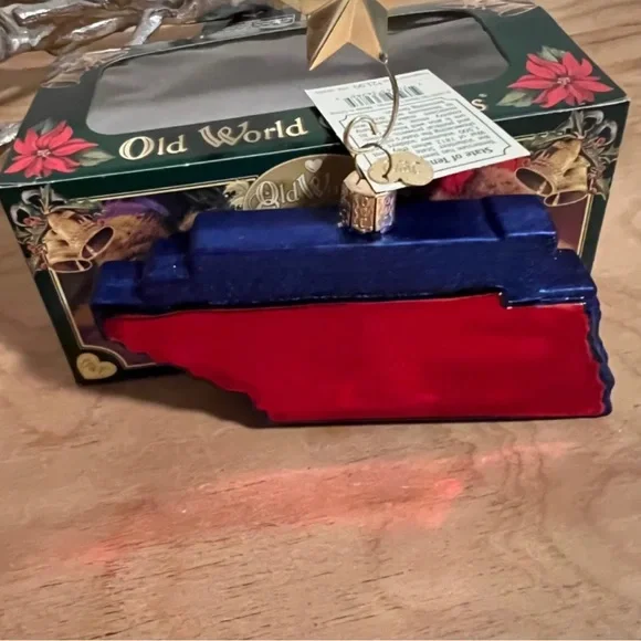 Old World Christmas Tennessee Glass Ornament - Picture 3 of 4